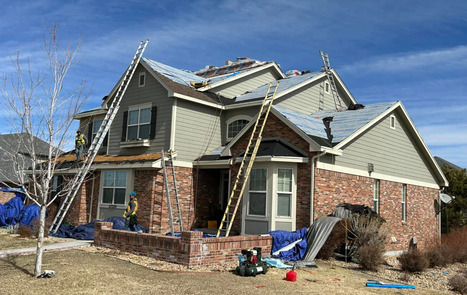 Emergency-Roof-Damage-Repair-Services-1